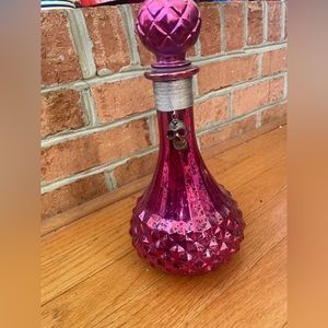 I Dream of Genie type pink bottle